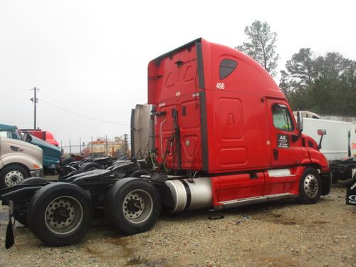 FREIGHTLINER CASCADIA 132