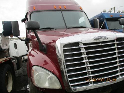 FREIGHTLINER CASCADIA 125