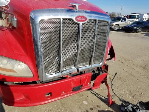 PETERBILT 587