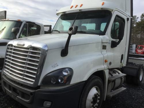 FREIGHTLINER CASCADIA 125