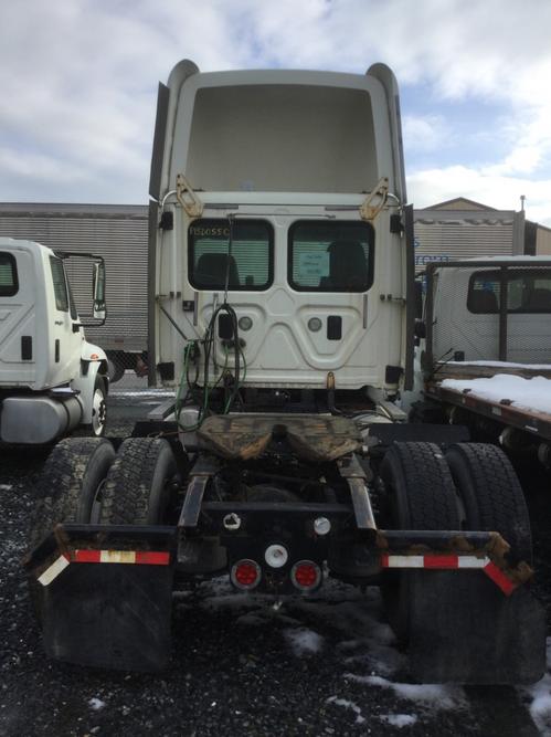 FREIGHTLINER CASCADIA 125
