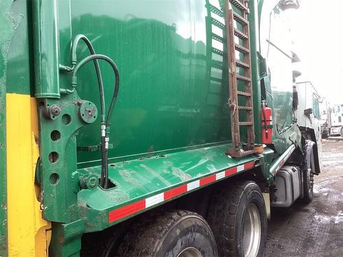 MACK LEU613