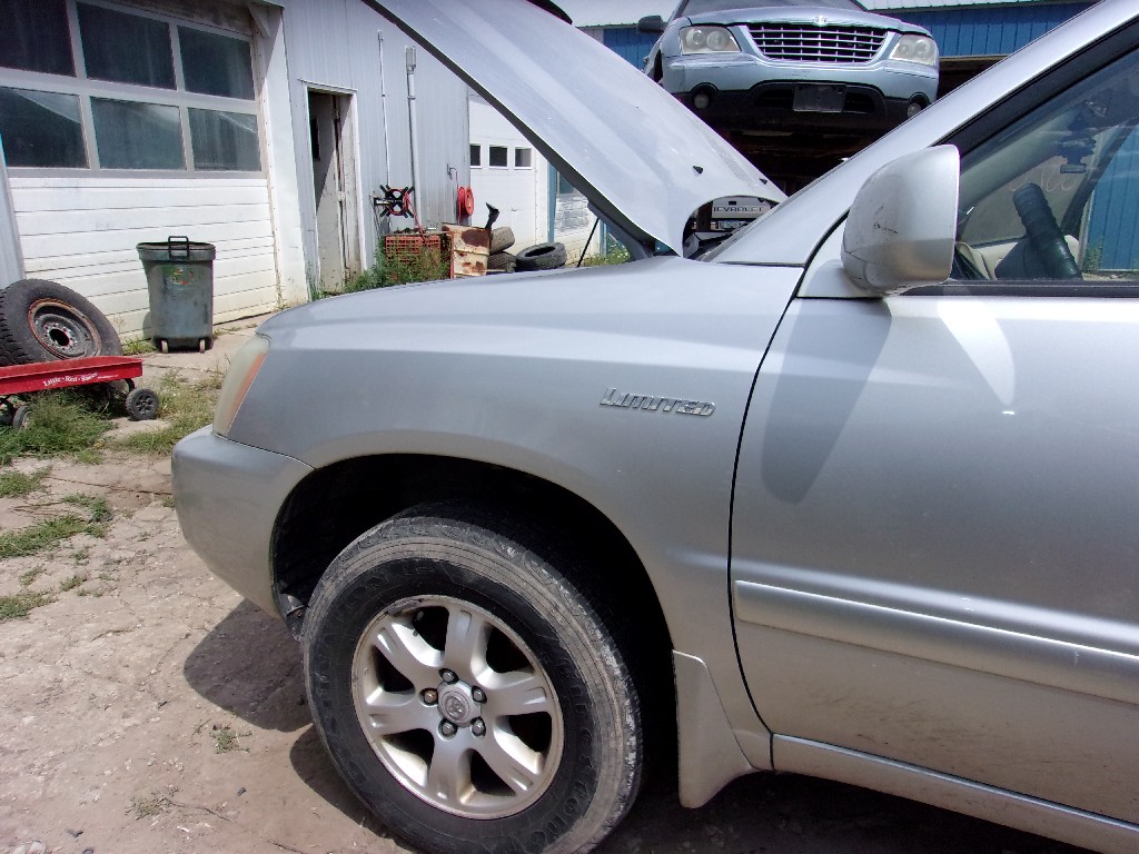 TOYOTA HIGHLANDER