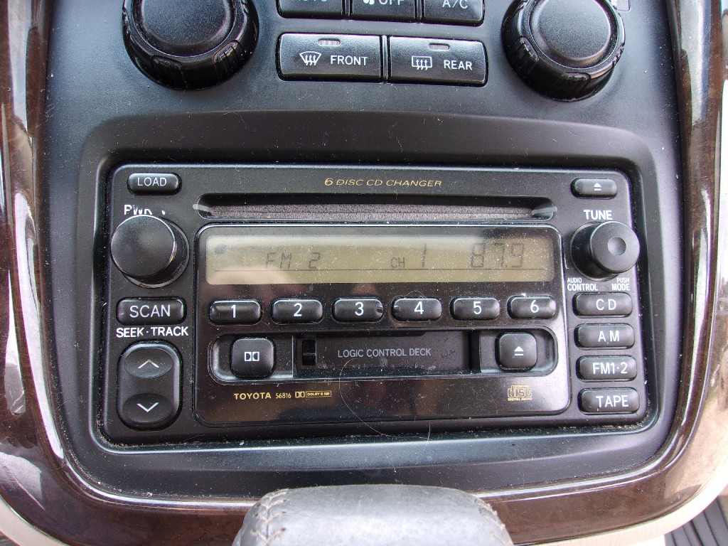 TOYOTA HIGHLANDER