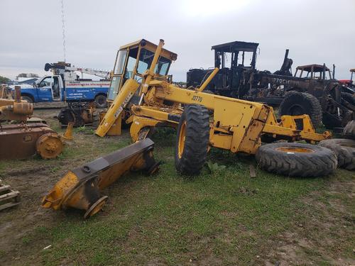 JOHN DEERE 770