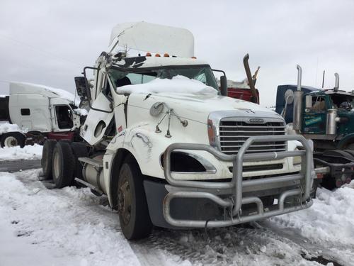 FREIGHTLINER COLUMBIA 120