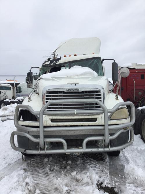 FREIGHTLINER COLUMBIA 120