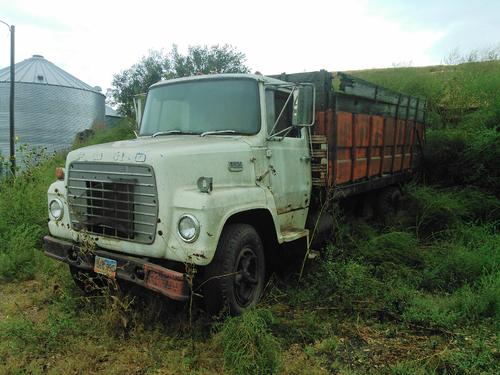 FORD LN700