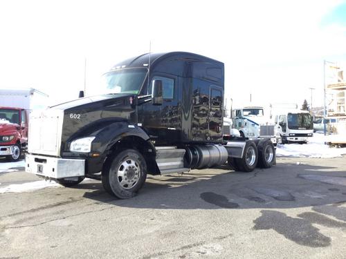 KENWORTH T880