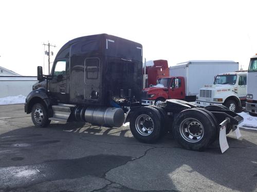 KENWORTH T880