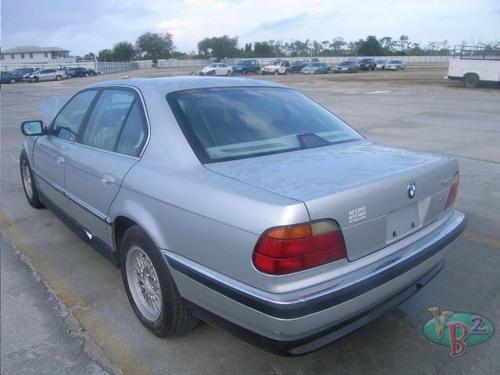 BMW BMW 740i