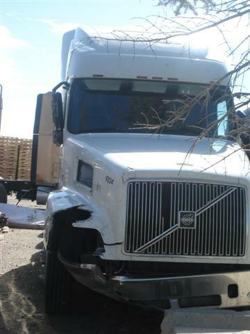 VOLVO VNL