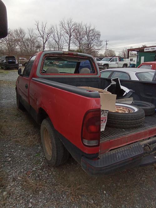 FORD FORD F150 PICKUP