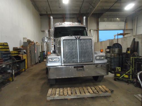 WESTERN STAR TR 4900E