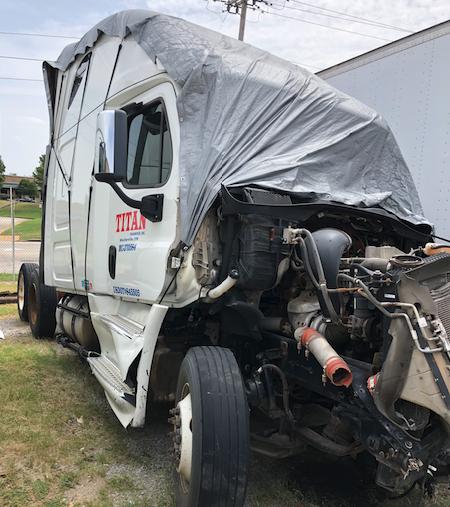 FREIGHTLINER CASCADIA