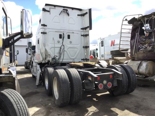 FREIGHTLINER CASCADIA 125