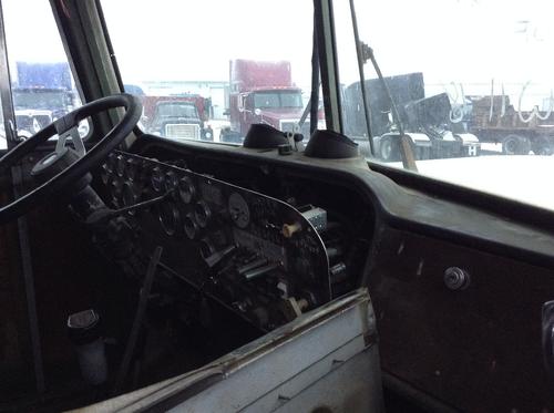 PETERBILT 359