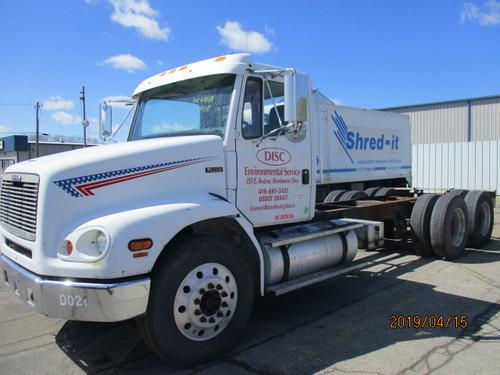FREIGHTLINER FL112