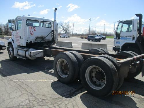 FREIGHTLINER FL112