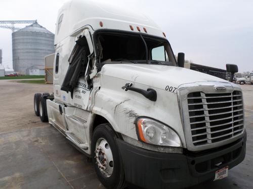 FREIGHTLINER CASCADIA 125