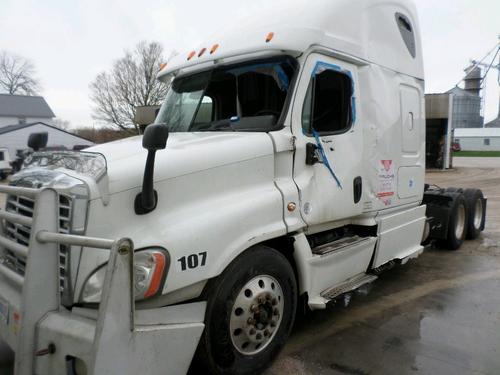 FREIGHTLINER CASCADIA 125