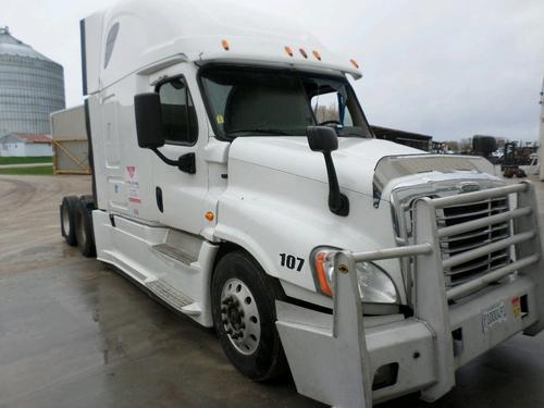 FREIGHTLINER CASCADIA 125