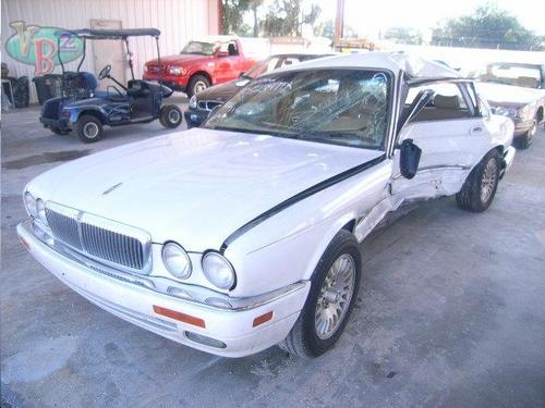 JAGUAR XJ6