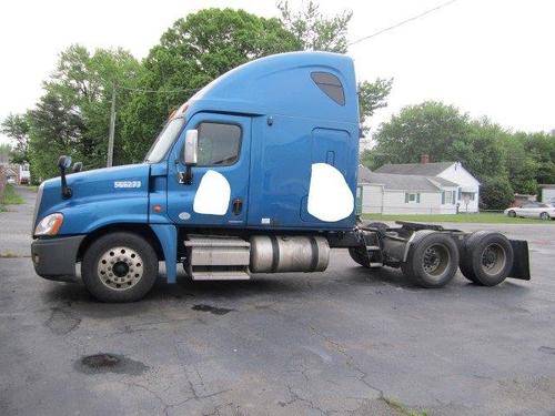 FREIGHTLINER CASCADIA 125