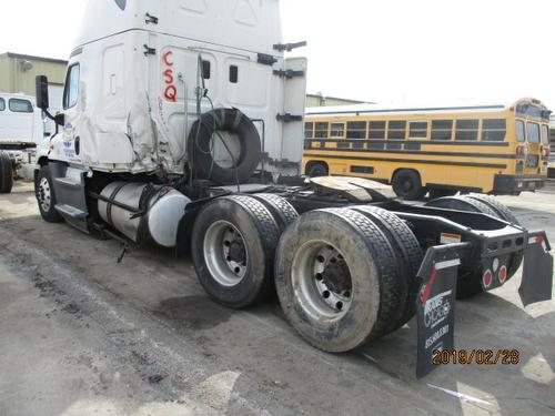 FREIGHTLINER CASCADIA 125