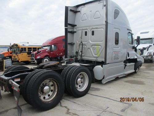 FREIGHTLINER CASCADIA 125