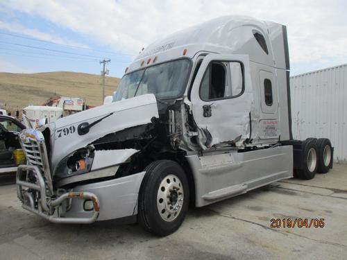 FREIGHTLINER CASCADIA 125