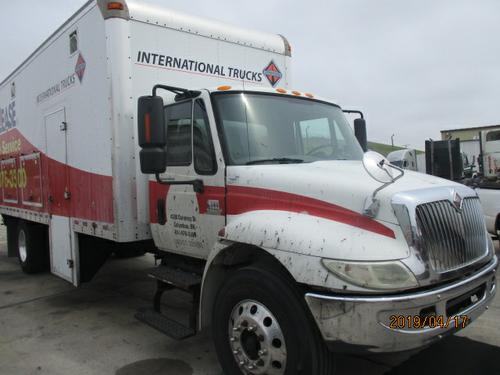 INTERNATIONAL 4300