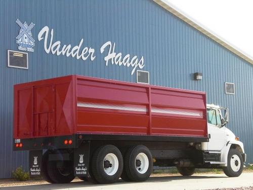 FREIGHTLINER FL80