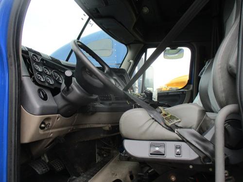 FREIGHTLINER CASCADIA 125