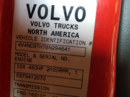 VOLVO VNL