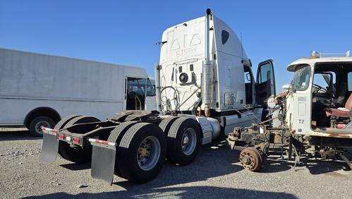 FREIGHTLINER CASCADIA