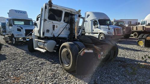 FREIGHTLINER CASCADIA