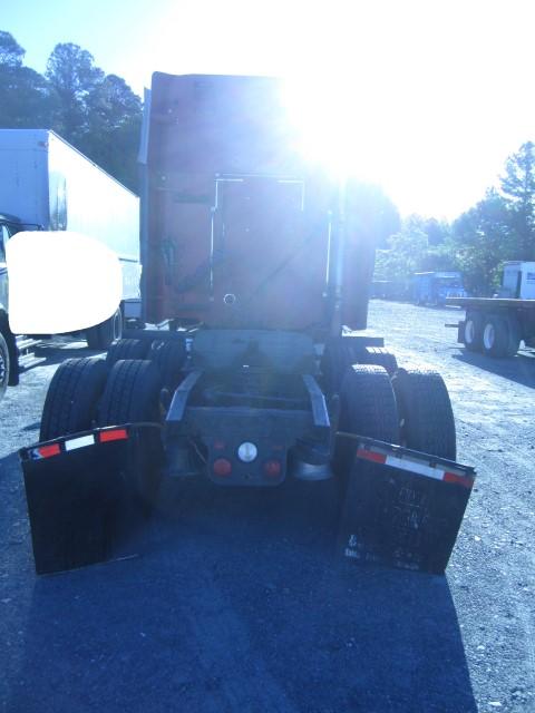 FREIGHTLINER COLUMBIA 120
