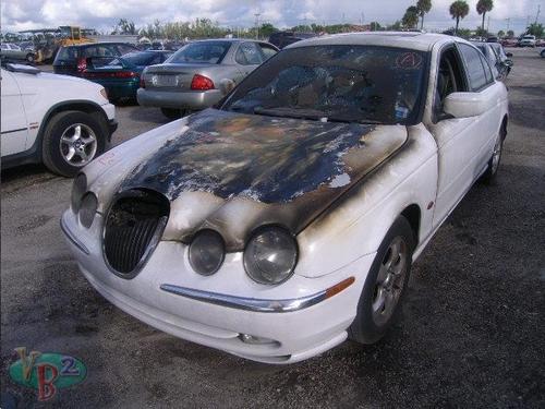 JAGUAR S TYPE