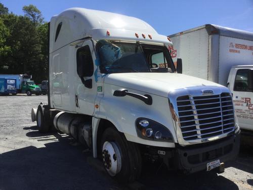 FREIGHTLINER CASCADIA 125