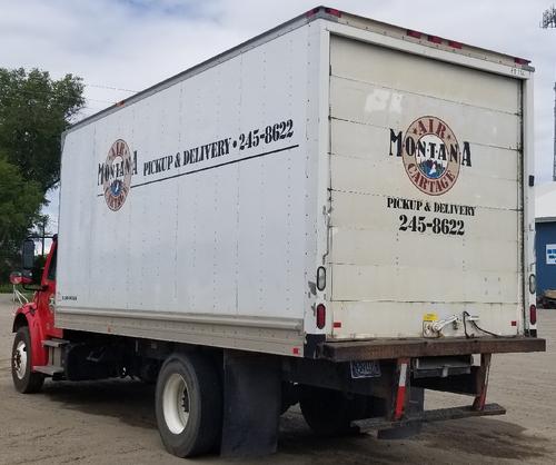 FREIGHTLINER M2 106
