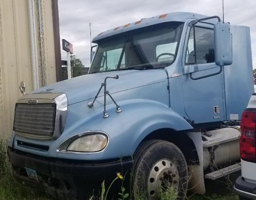 FREIGHTLINER COLUMBIA 112