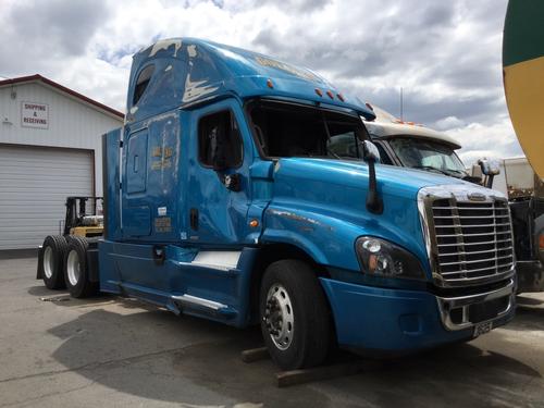 FREIGHTLINER CASCADIA 125