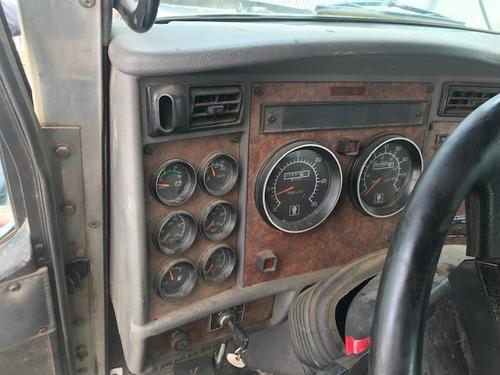KENWORTH T300