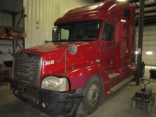 FREIGHTLINER ST120