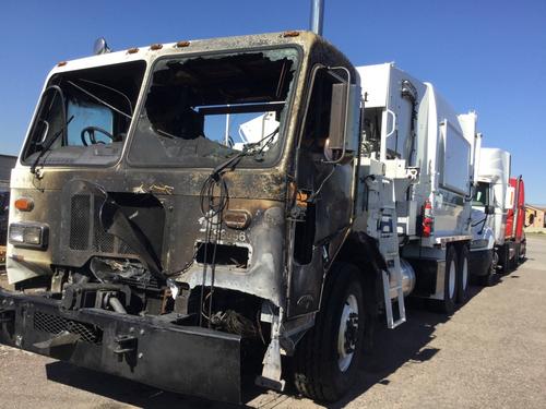 PETERBILT 320