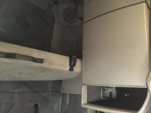 VOLVO VNL