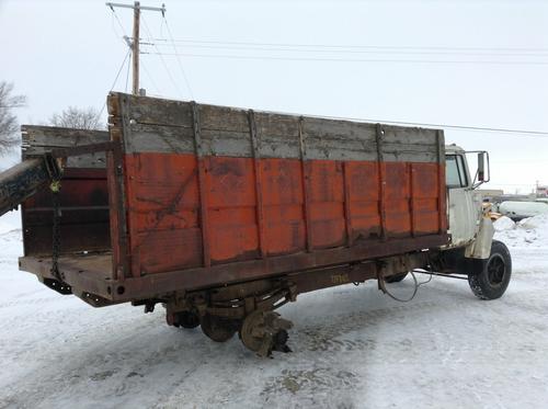 FORD LN700