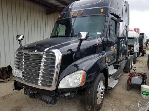 FREIGHTLINER CASCADIA 125