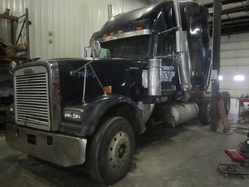 FREIGHTLINER FLD132CLASSIC